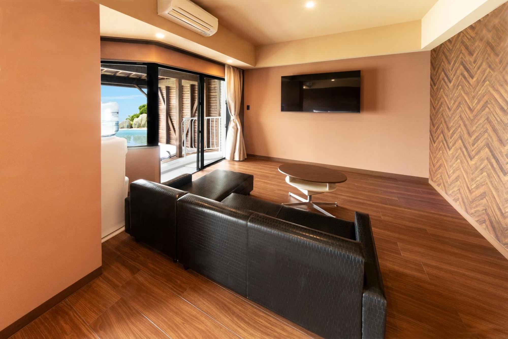 Nagasaki Chapel Coconuts Hotel ＆Resort Isahaya Zewnętrze zdjęcie